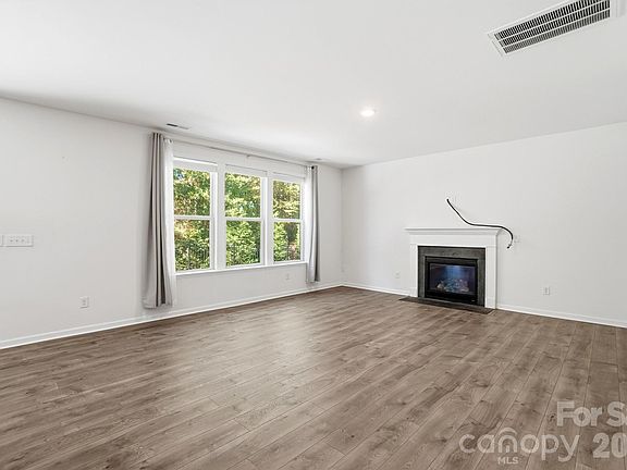 4th image of 4325 Hunton Dale Rd NW