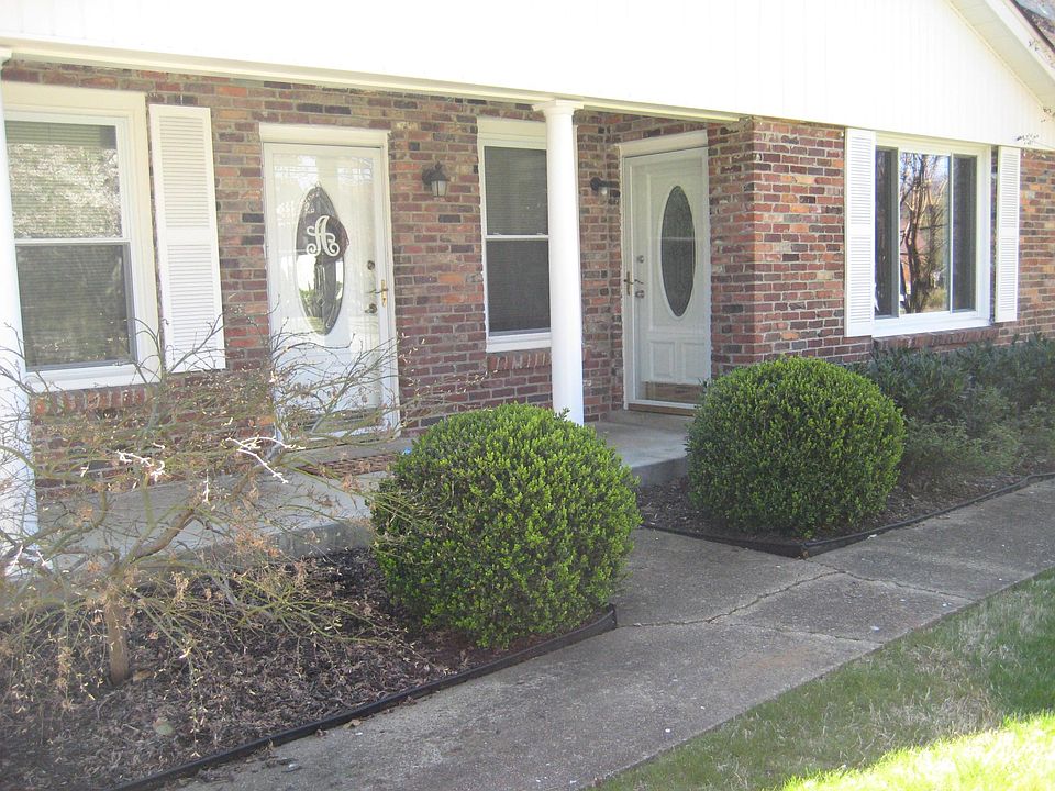 1st image of 2711 W Linden Ave #B