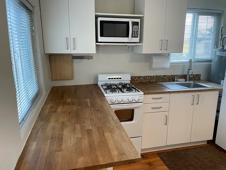 624 Knox Ct #4 — Photo 5