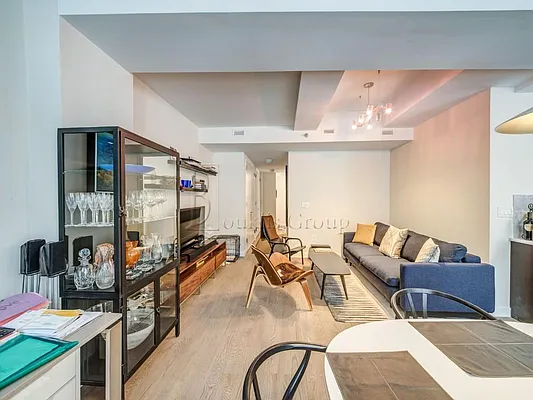 Rented by Bouklis Group | media 16