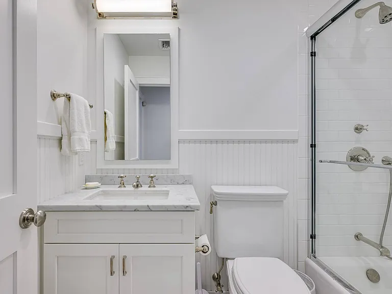 144 Middle Pond Rd — Photo 18