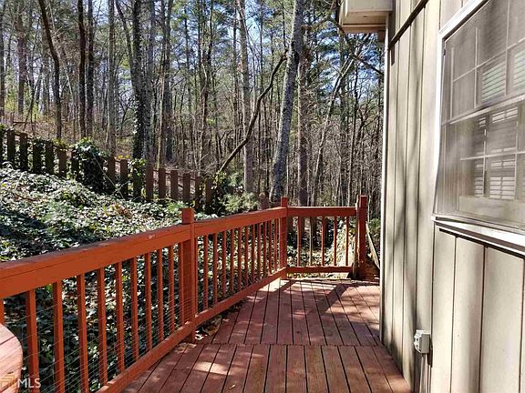 5th image of 668 Sherwood Ln