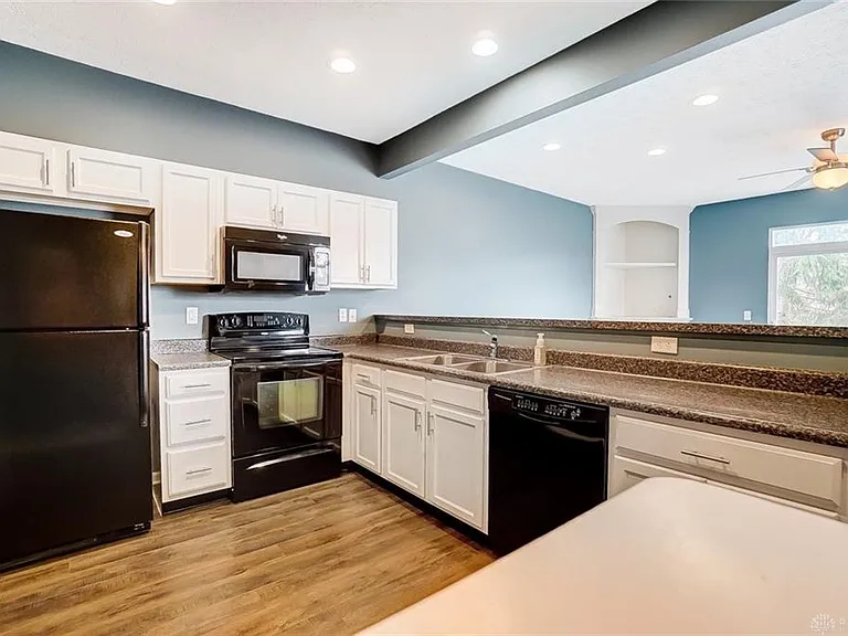 4345 Straight Arrow Rd — Photo 25