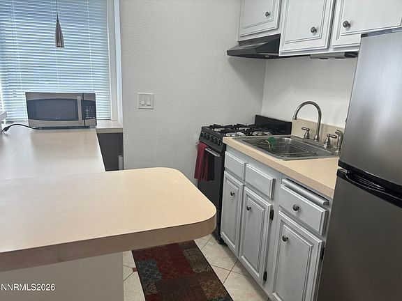 4th image of 2624 Sunny Slope Dr APT 2