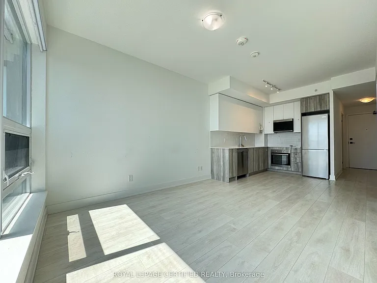 2485 Taunton Rd #513 — Photo 5