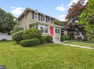 238 E Roland Rd, Brookhaven, PA 19015