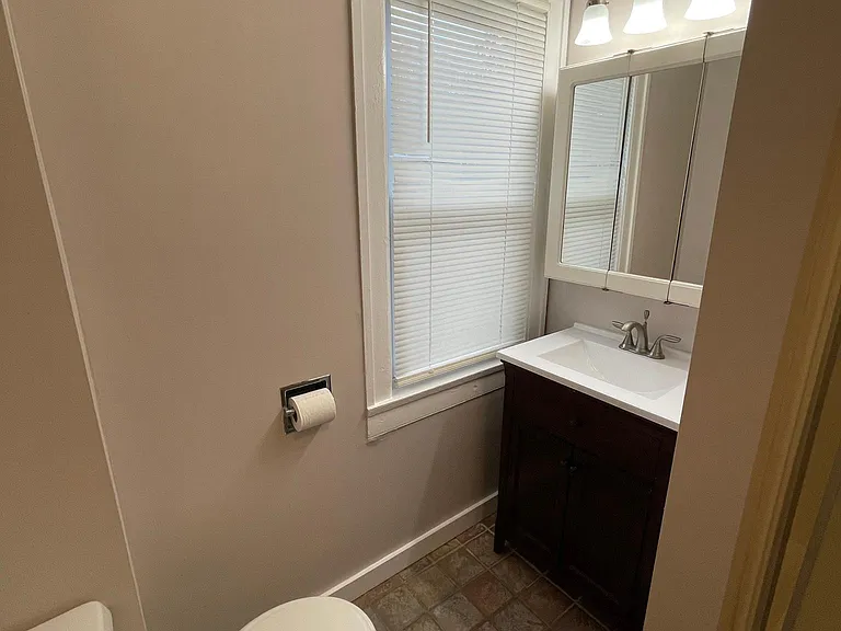 173 Caroline St #LOWER — Photo 7