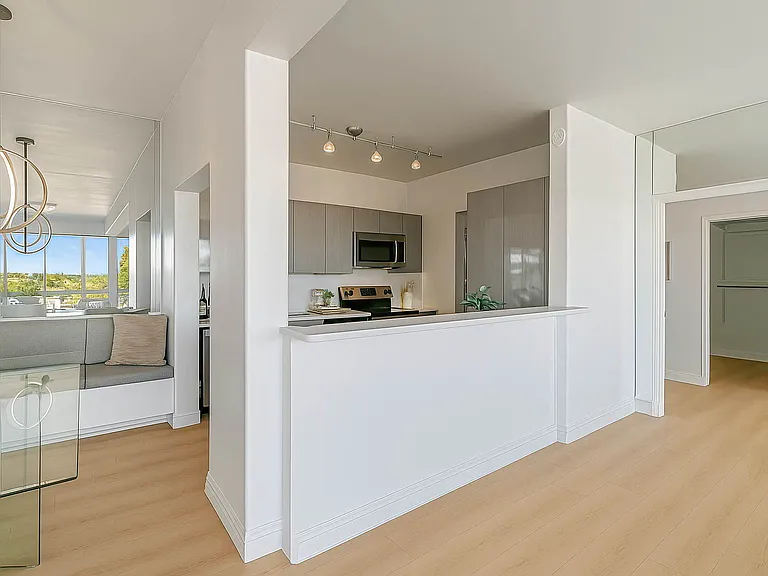 1700 Civic Center Dr #707 — Photo 5
