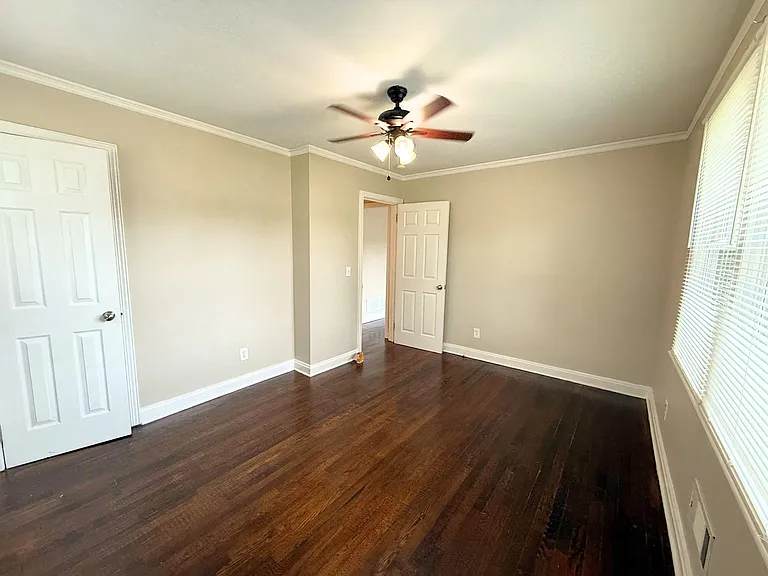 12 Templewood Dr — Photo 8