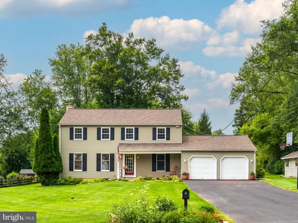 140 Oak St, Downingtown, PA 19335