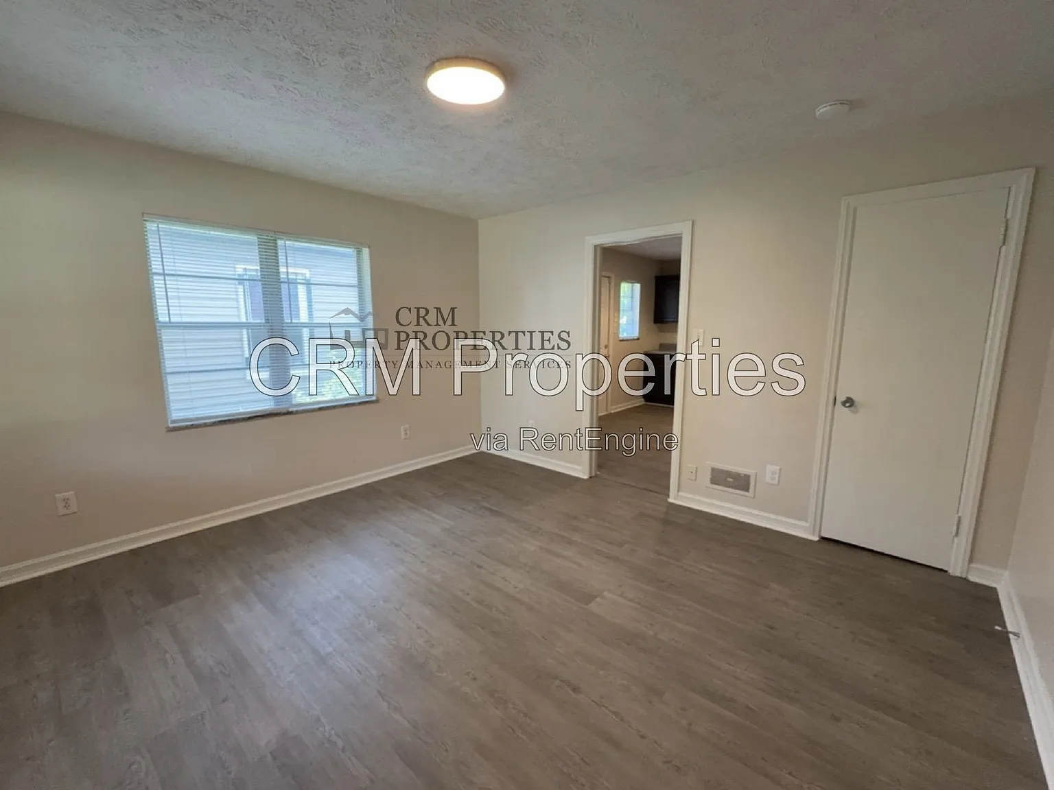 2 bed, 1.0 bath, 740 sqft, $825 — Photo 3