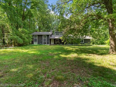 5022 Golf Club Rd, Howell, MI, 48843