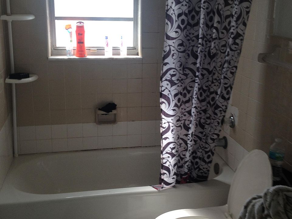 2nd image of 3107 Hibiscus Avenue