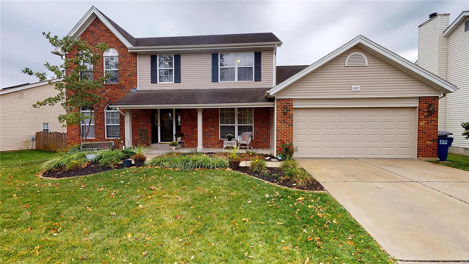 1147 Crooked Creek Dr photo 1