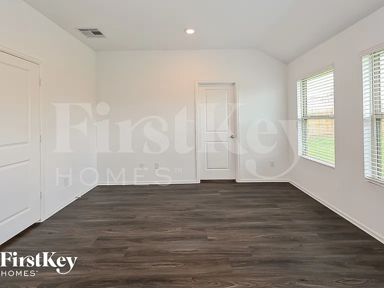 5228 Pine Pass Dr — Photo 8