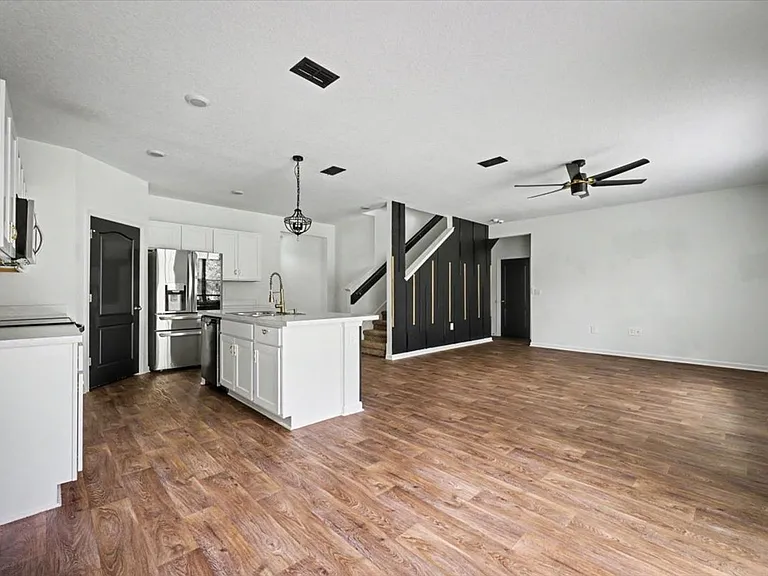 3197 Rustic Deer Way — Photo 5