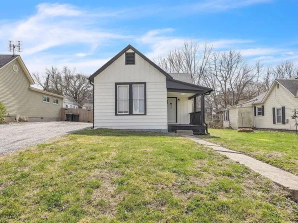 3114 Olive St, Saint Joseph, MO 64507