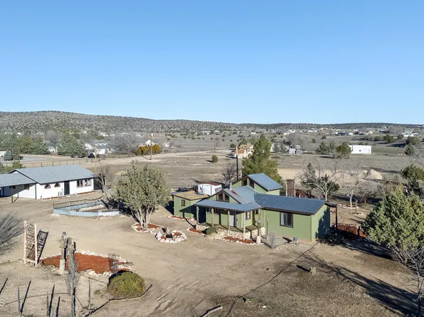 685 W Iris Rd, Paulden, AZ 86334