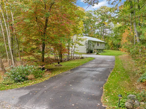 69 Mathews Brook Road, Warren, ME 04864
