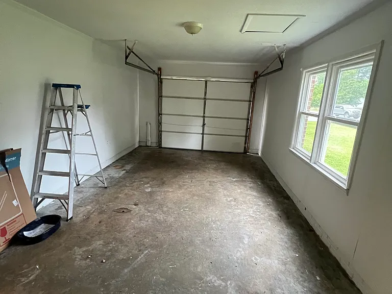 918 Spring Branch Rd — Photo 13