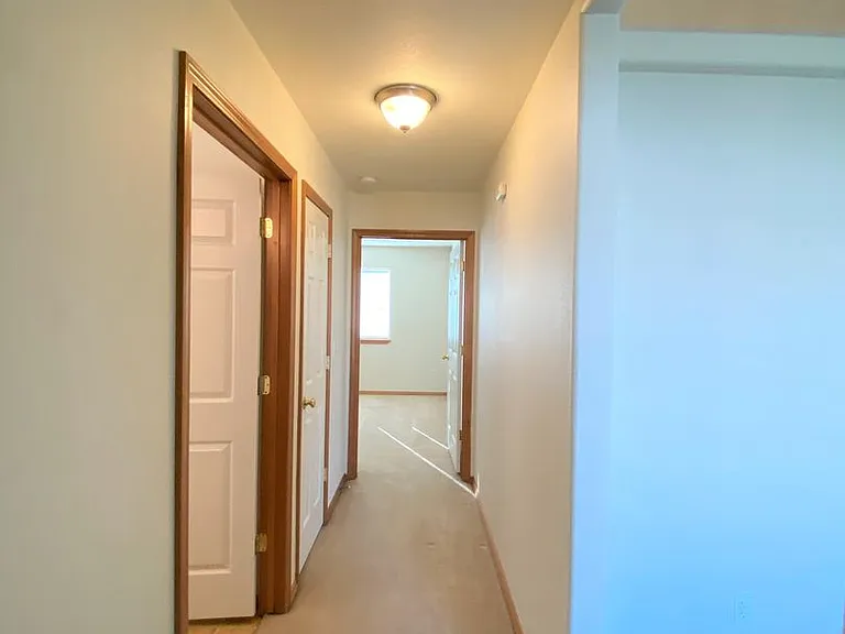 8004 Chehalis Dr — Photo 12