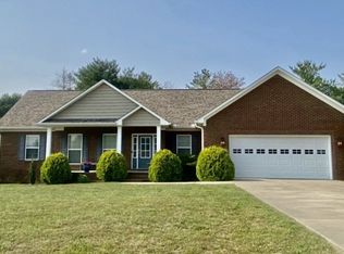 47 Hummingbird Ln, Lawrenceburg, TN 38464