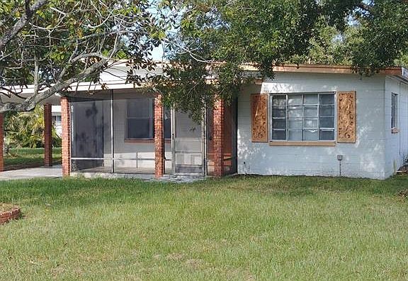 2nd image of 5122 Orange Blossom Ln N