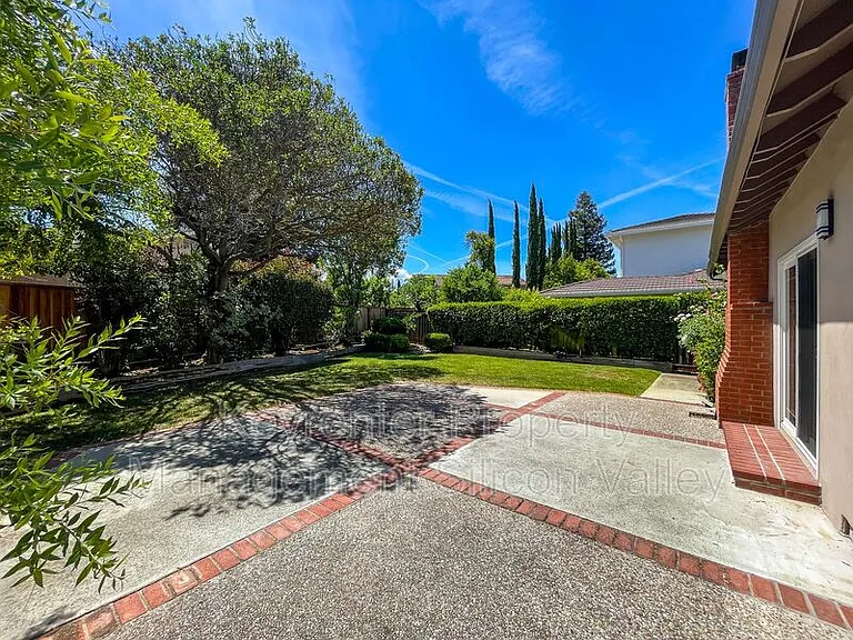 6701 Tannahill Dr — Photo 32