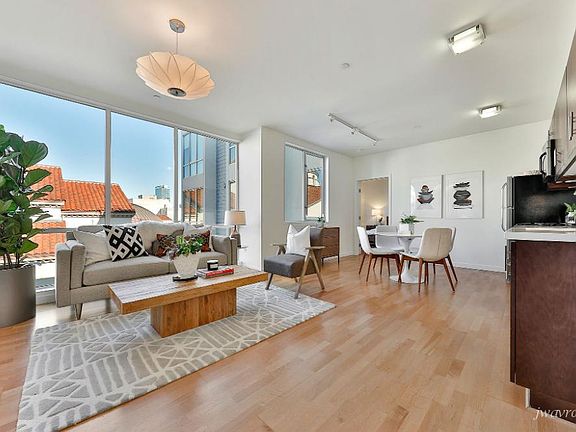 3rd image of 380 14th St APT 407