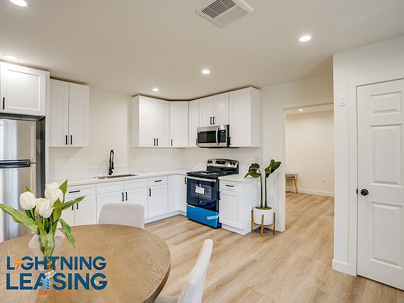 2nd image of 12304 Burbank Blvd #15