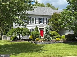 32 Eagleton Farm Rd, Newtown, PA 18940