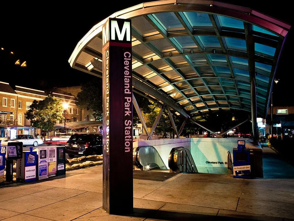 Cleveland Park Metro
