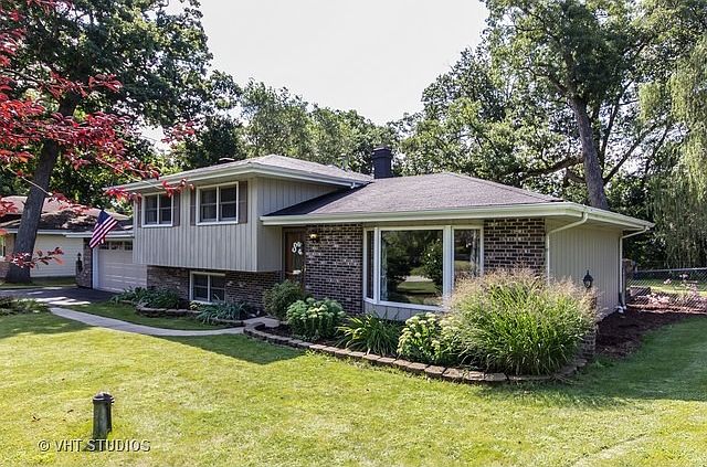 1st image of 17517 W Woodbrook Ln