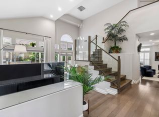 10600 Costello Dr, Tustin, CA 92782