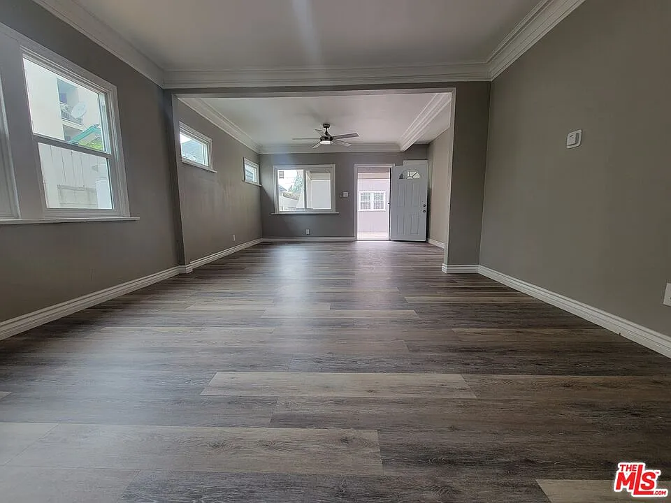 2 bed, 1.5 bath, 1100 sqft, $2,450 — Photo 4