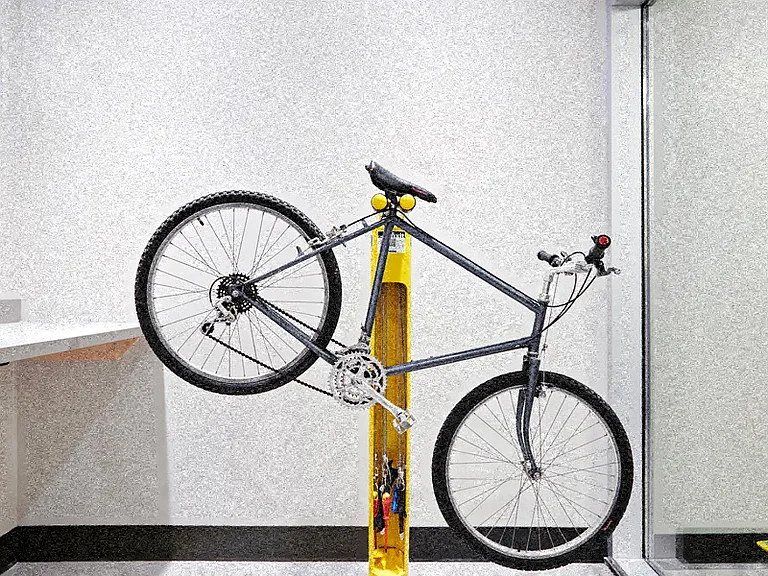 Dero, bike maintenance station