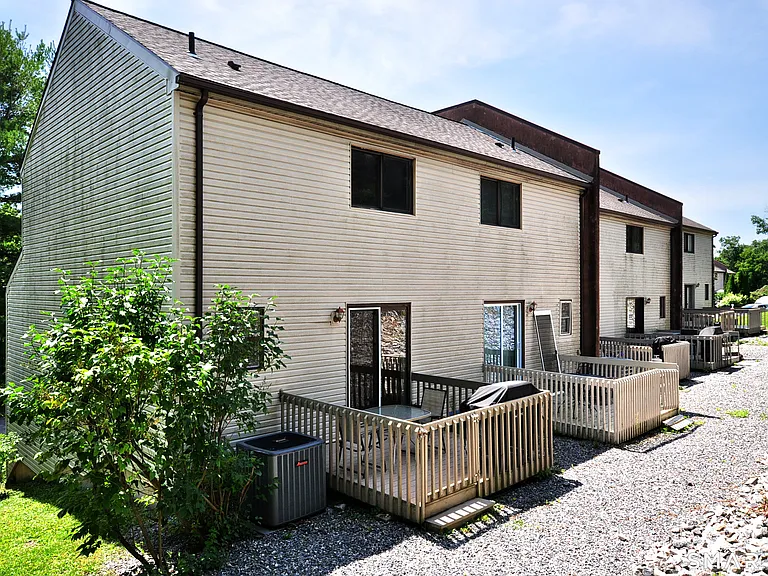 349 Allen Rd #10A — Photo 32