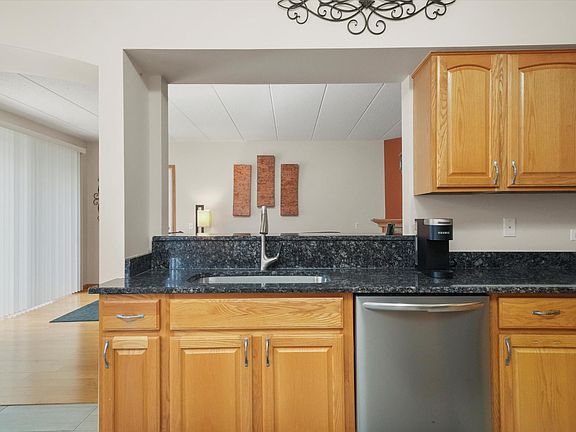 5th image of 16650 Liberty Cir Unit G-f
