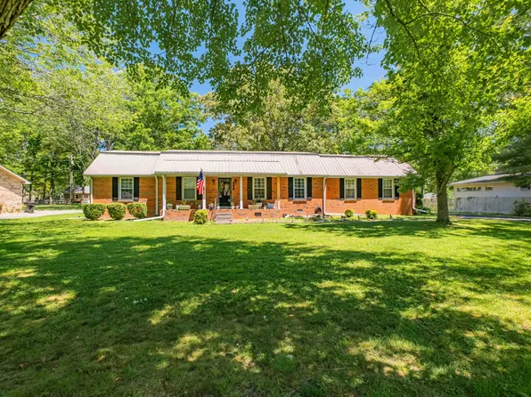 504 Sharondale Dr, Tullahoma, TN 37388
