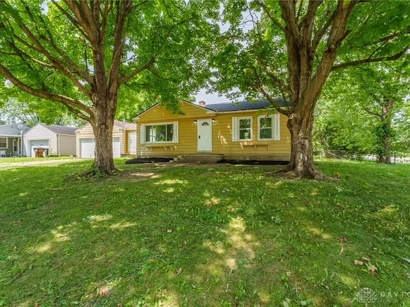 701 Woodlawn Ave, Englewood, OH 45322