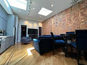 Rented by JB Mac Real Estate Inc.