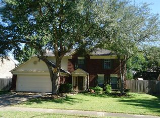 3905 Spring Circle Dr W, Pearland, TX 77584
