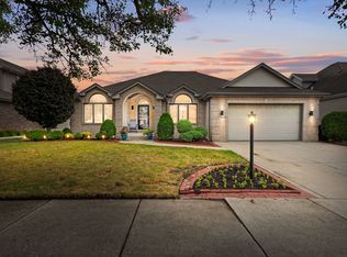 18049 Brittany Ln, Lansing, IL 60438