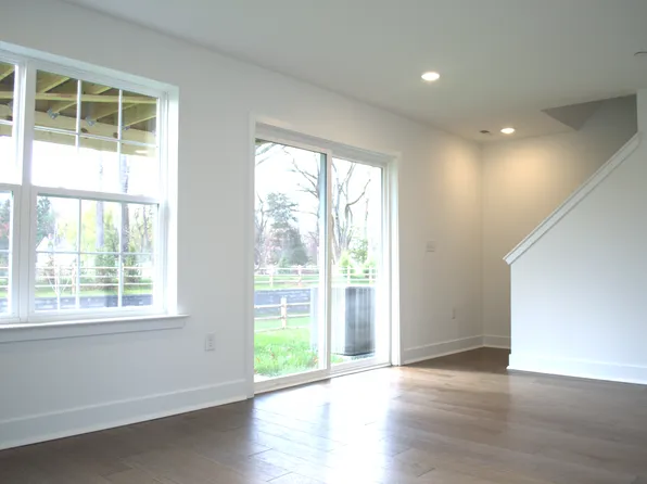 113 Fred Clark Dr, Pennington, NJ 08534