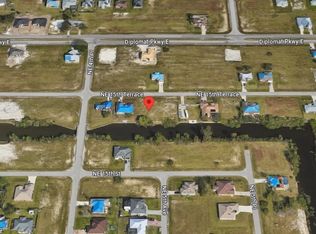 424 NE 15th Ter, Cape Coral, FL 33909