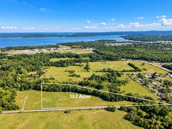 1 Coon Creek Rd, Eufaula, OK 74432