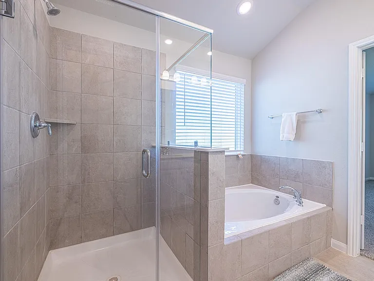 17705 Hanson Ridge Dr — Photo 21