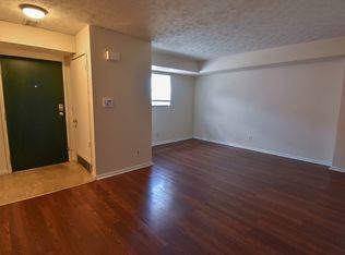 1503 Summit St APT E, Columbus, OH 43201