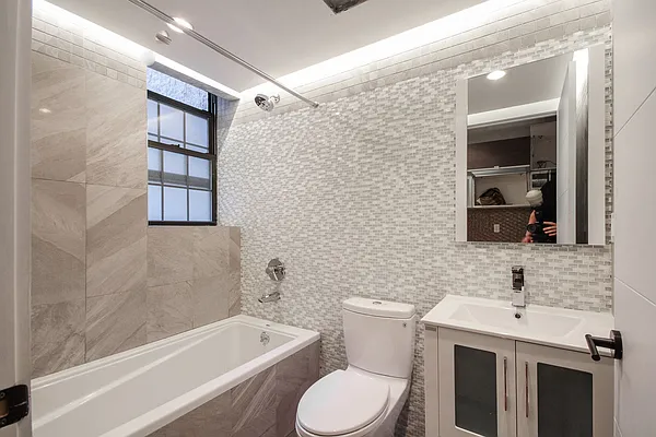 Rented by Nooklyn NYC LLC | media 67