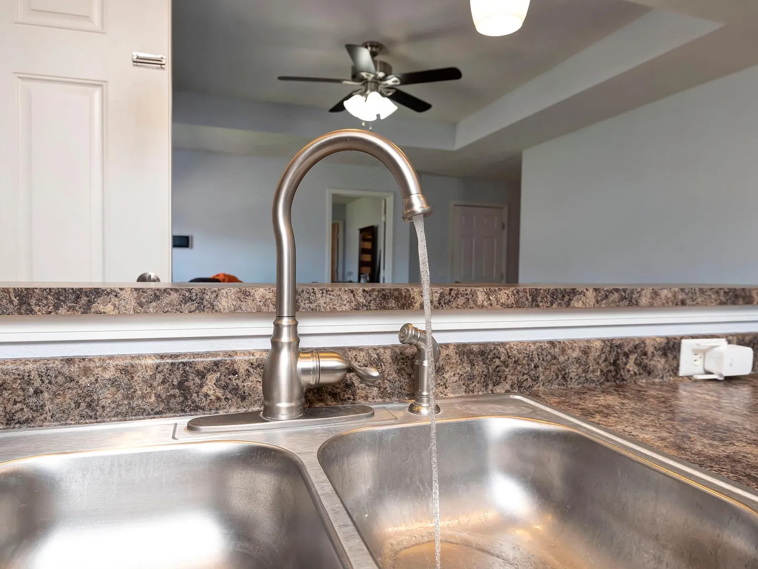 5583 W Sugar Pine Dr — Photo 4